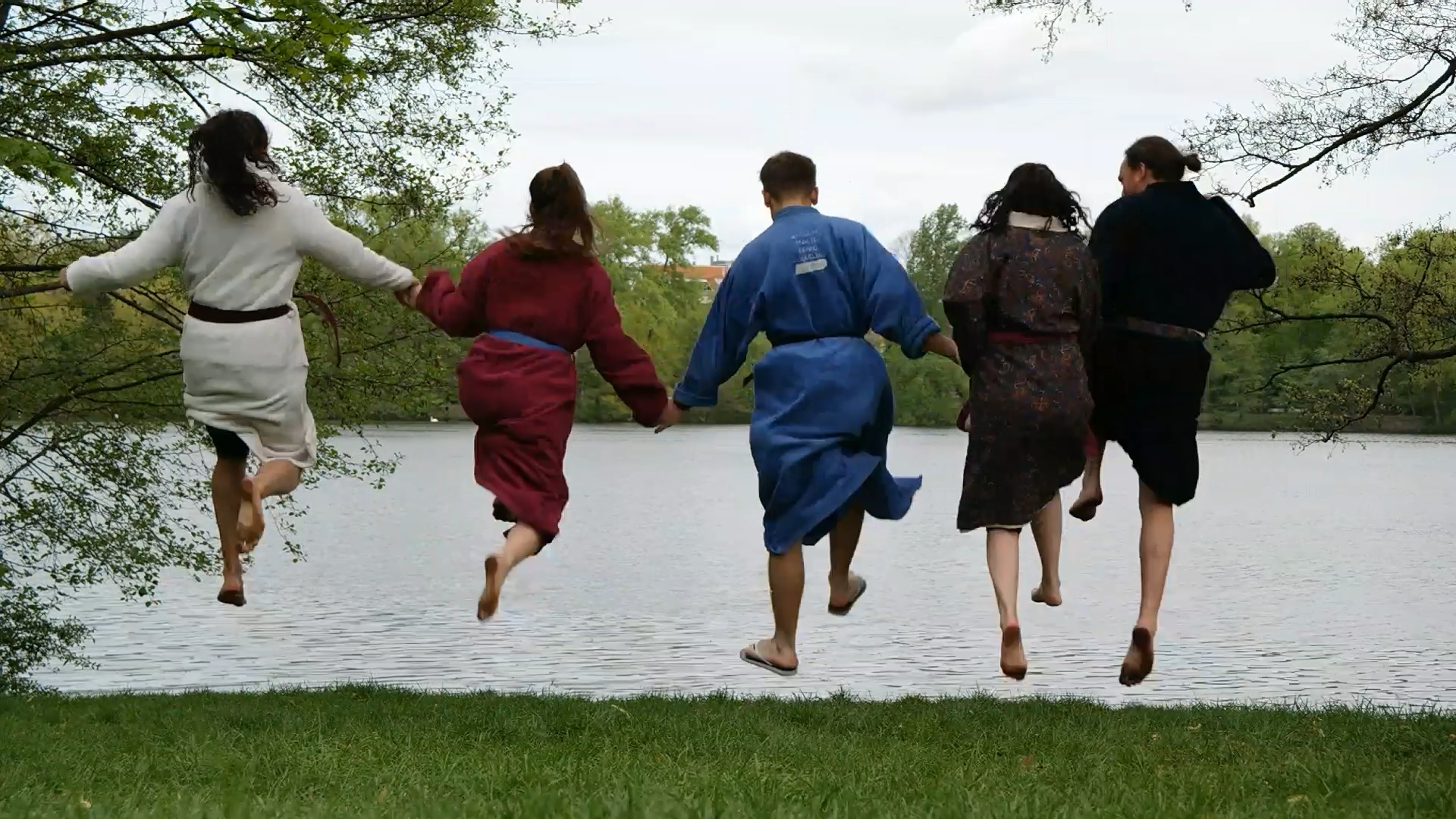 Bademantel-Action mit Cusis Bademantel-Action mit Cusis